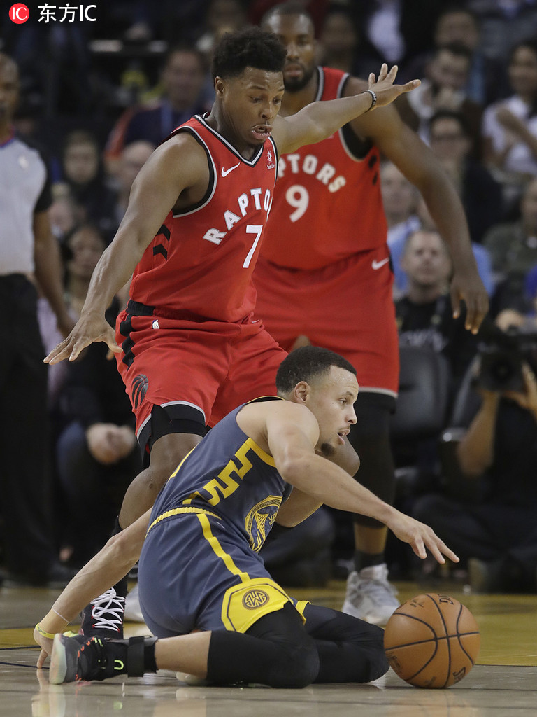 山西队完胜猛龙,福克斯带队取胜 山西队完胜猛龙,福克斯带队取胜