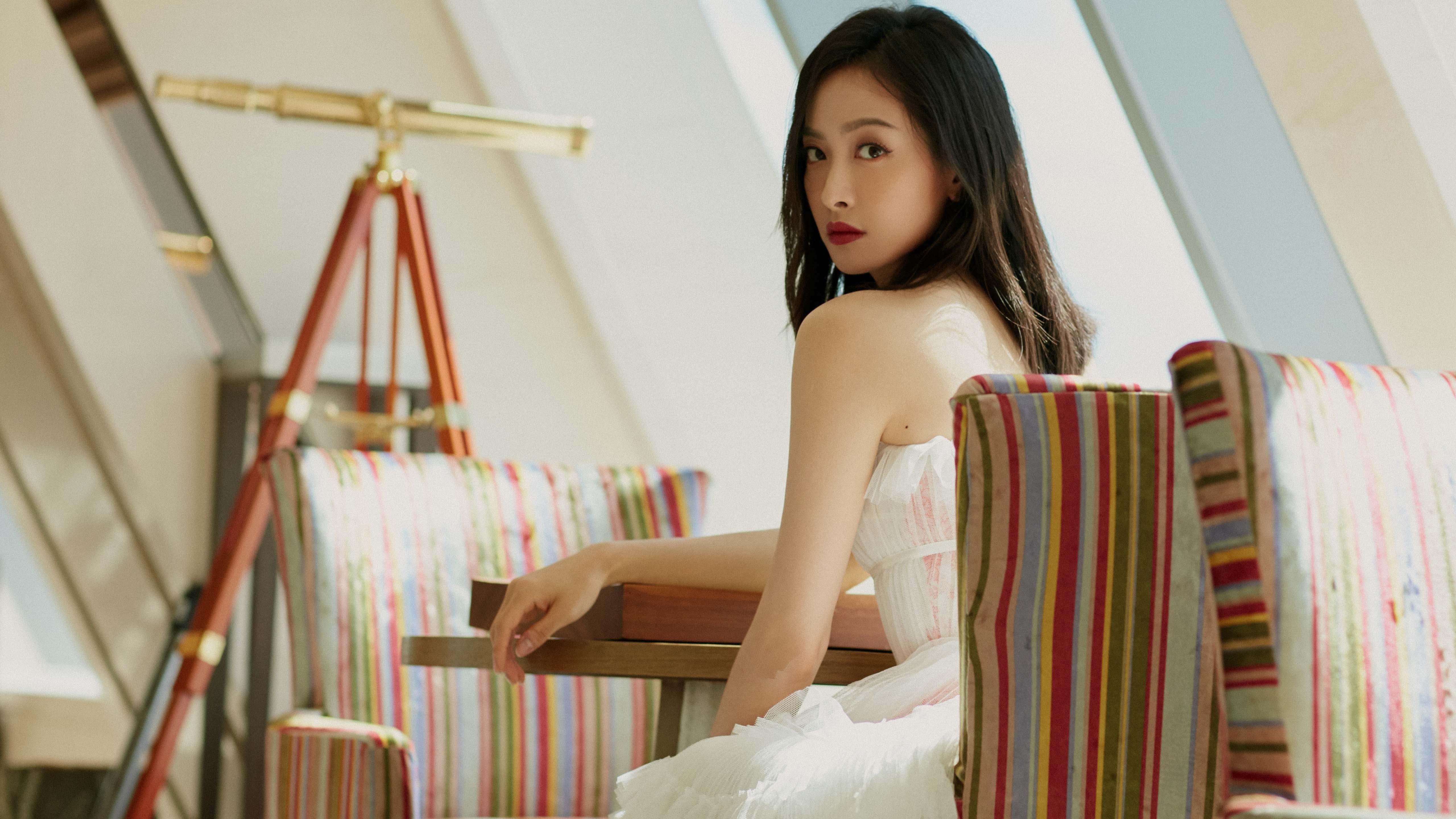 马克西单骑闯关撕裂掘金防线，新疆队团队协作铸就碾压式胜利